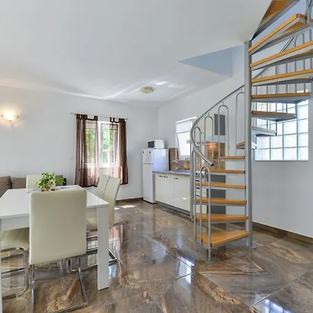 Apartman By The Sea Nin, Zadar - 13172 *