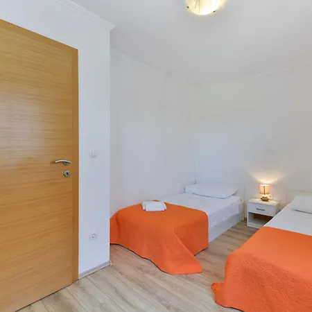 By The Sea Nin, Zadar - 13172 Apartman Nin