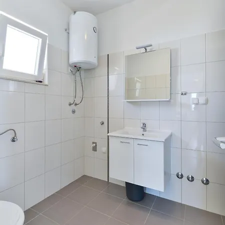 Apartman By The Sea Nin, Zadar - 13172 *